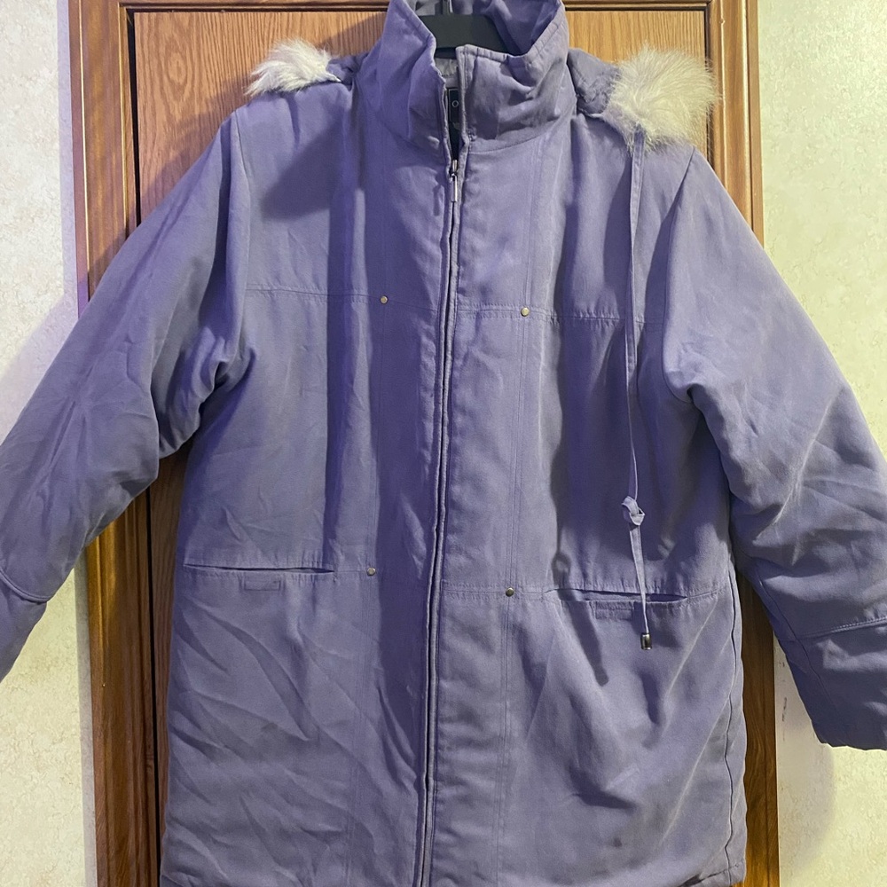 Outbrook Women’s Purple Heavy Winter Coat with Faux Fur Trim Size 1x